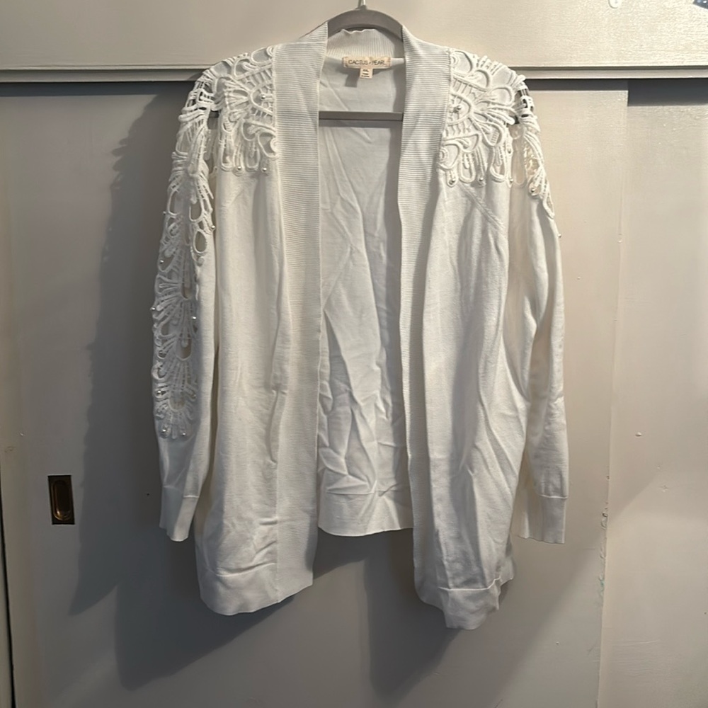 Dressy cream/white cardigan with Pearl and lace detail on the sleeves